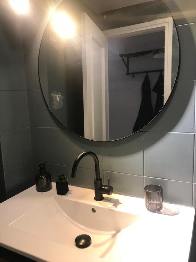 Apartamento Con Encanto Y Terraza En Barri Vell De Girona, El Cul De La Lleona ภายนอก รูปภาพ