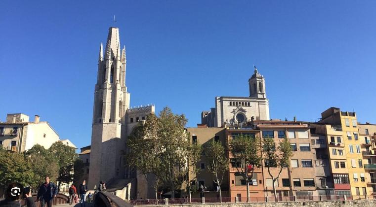 Apartamento Con Encanto Y Terraza En Barri Vell De Girona, El Cul De La Lleona ภายนอก รูปภาพ