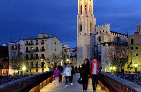 Apartamento Con Encanto Y Terraza En Barri Vell De Girona, El Cul De La Lleona Apartment ภายนอก รูปภาพ